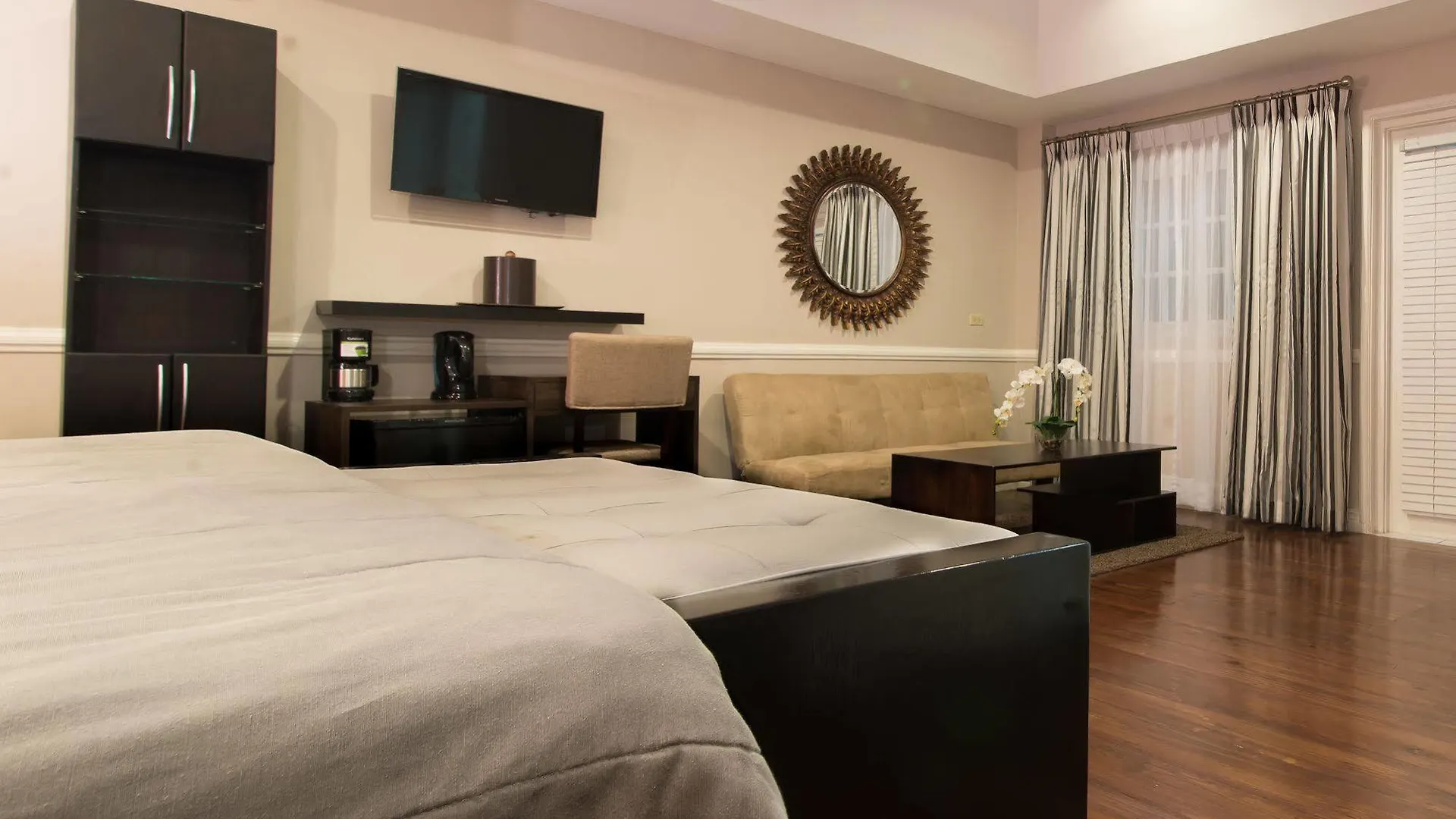 Eden Gardens Wellness Resort & Spa Kingston Jamaica